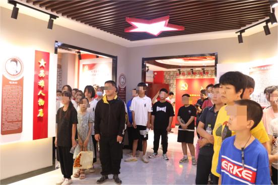 党建引领| “我们在党旗下幸福成长”主题党日活动(图3)