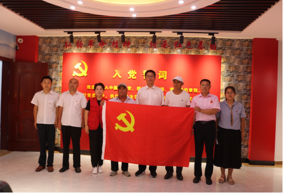 党建引领| “我们在党旗下幸福成长”主题党日活动(图5)